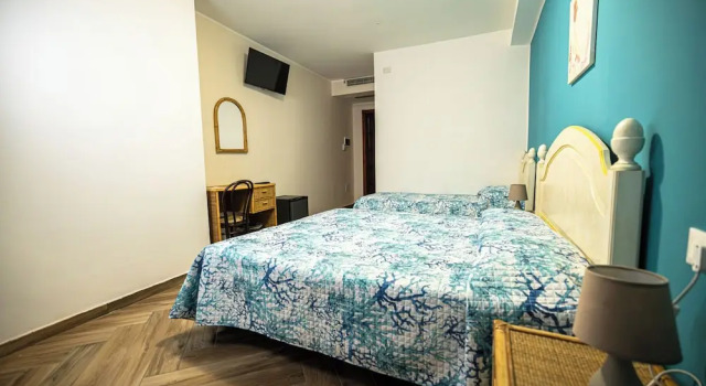 Трёхместный номер Standard c 1 комнатой La Rosa Hotel - Selinunte