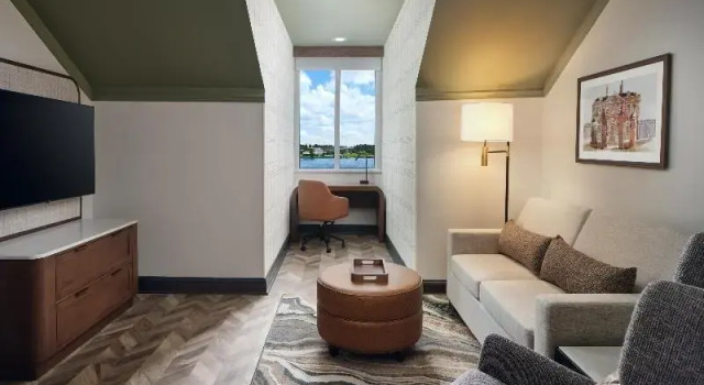 Люкс с красивым видом из окна Tryon Riverfront Inn New Bern, Tapestry Collection By Hilton