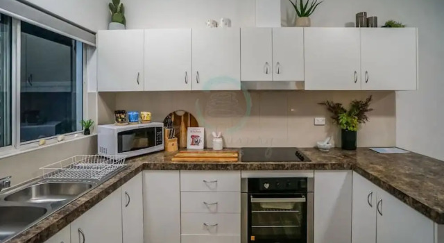 Апартаменты Comfort ZEN HIDEAWAY - Cozy 2BR Modern Unit