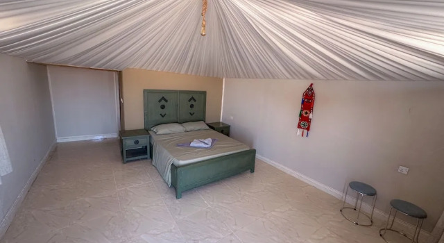 Studio met balkon Rum Crown Camp