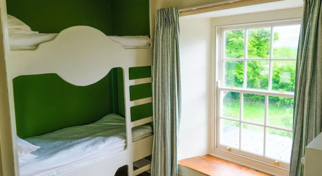 Henllys, Rezervasyon Otel Nevern Glamorgan