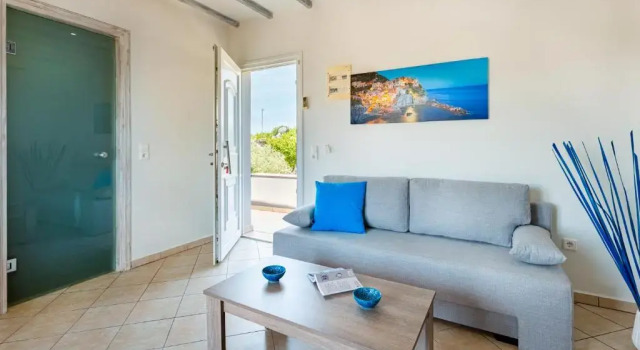 Апартаменты Studios River - Potos Escape with Pool and Views
