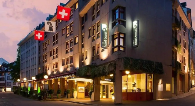 In Swiss Home - Marktplatz Spalenberg Loft, Забронировать Отель Базель Базель-Штадт, рядом с Ворота Шпалентор