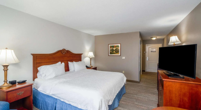 Двухместный люкс Hampton Inn London-North, Ky