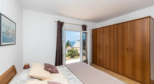 Apartmani Lile, Rezerwuj Hotel Gradac Sibenik-Knin County
