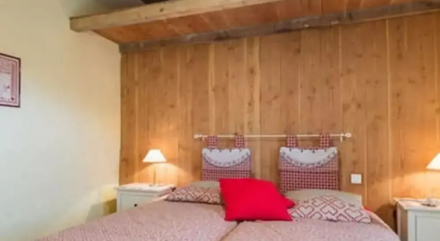 Lovely Apartment in Sabran, a Small Village in the Heart of Provence, Rezervasyon Daire Gard daireler, Daire