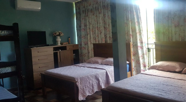 Casa Cica, Забронировать Отель Отели Убатуба с парковкой, Парковка