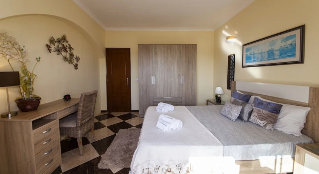 Апартаменты с 2 комнатами с балконом и с видом на море B47 - Walkway Beachview Place