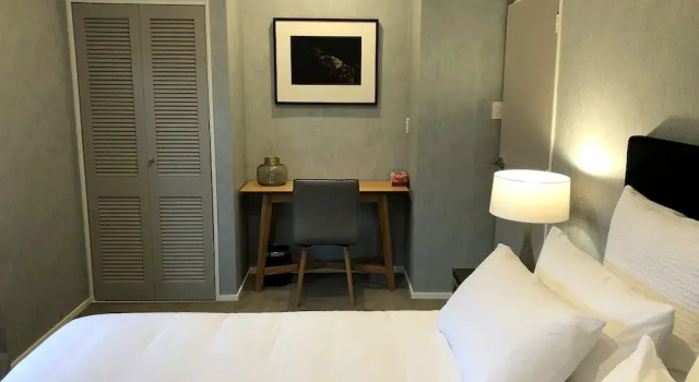 Luxury Golf-Side Lodge K Lodge Rotorua, Забронировать Дом для отпуска Коттеджи Озера Роторуа, Коттедж