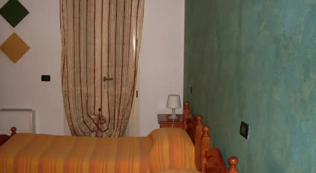 Одноместный номер Standard с балконом и с красивым видом из окна Albergo Quattro Pini