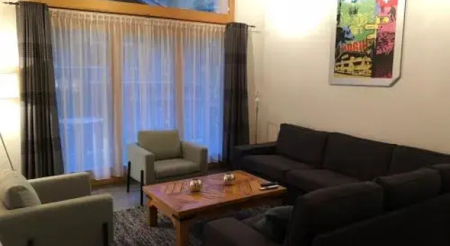 Le Charme 9, Prenota Appartamento Hotel a Canton Vallese con parcheggio, Parcheggio