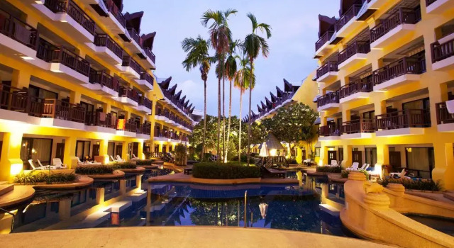 Woraburi Phuket Resort & Spa