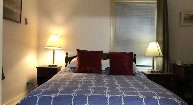 A Friendly Inn at Harvard