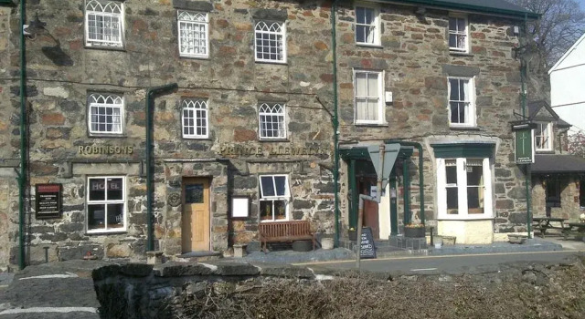 Prince Llewelyn Hotel, Book Hotel Beddgelert Snowdonia