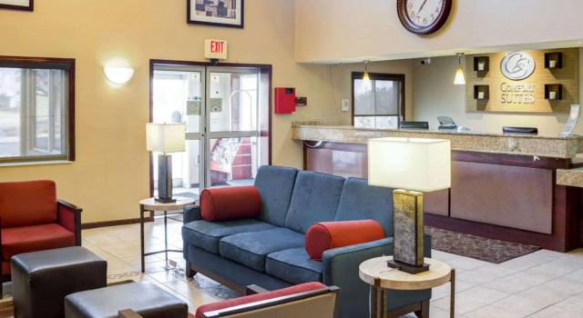 Comfort Suites Omaha, Κράτηση Ξενοδοχείο Ομάχα Νεμπράσκα