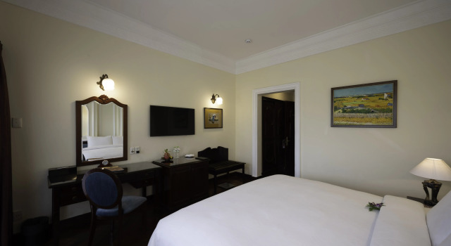 Hotel Majestic Saigon