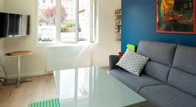 55 M²/ Chez Lorette/ 250m Lake/ Private Parking, Réserver Appartement Annecy-le-Vieux Lac d'Annecy, près de Moon Beach Annecy