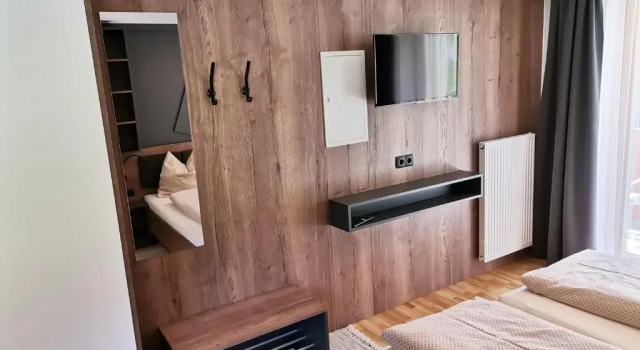 Haus Tuklar, Забронировать Отель Бранд Brandnertal, рядом с Гондольный подъемник Палюдбан