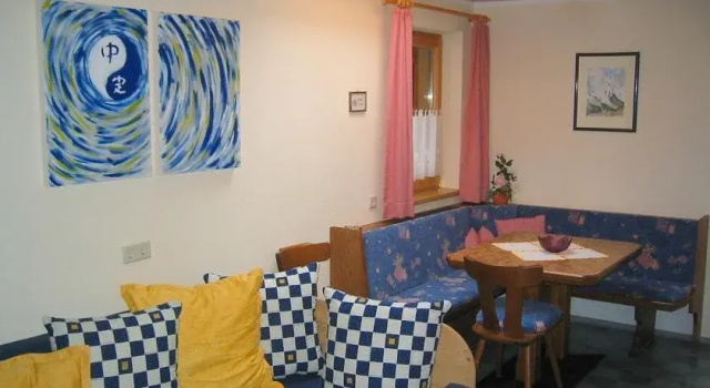 Apart Raffl, Rezervați Hotel Hoteluri în Tirol cu parcare, Parcare