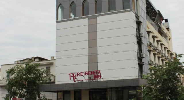 Regenta Inn Jaipur, Adarsh Nagar, Забронировать Отель Отели штата Раджастхана с завтраком, Завтраки