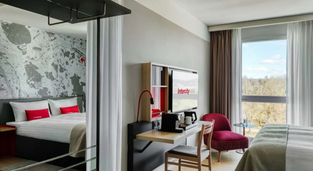 Двухместный номер Superior с видом на аэропорт IntercityHotel Zürich Airport