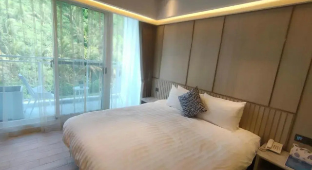 Номер Deluxe Hotel Hayata Lagom 泊思紅柴居