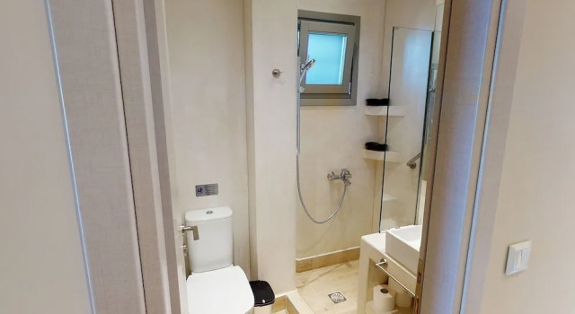 Апартаменты Grand с 3 комнатами с балконом и с видом на море Kallia Suites