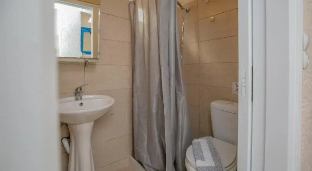 Четырёхместные апартаменты c 1 комнатой с балконом Mareva Hotel Apartments