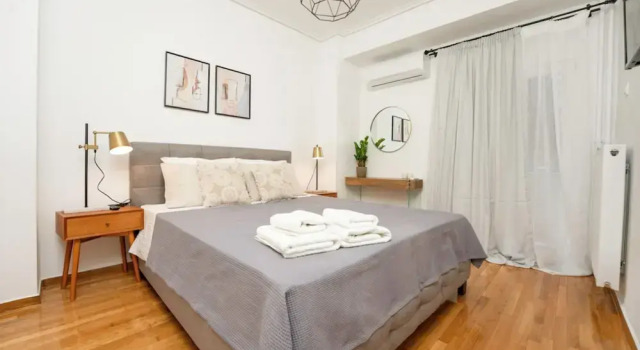 Cool Apartment - At016, Забронировать Апартаменты/квартира Отели Афины с парковкой, рядом с Омония, Парковка