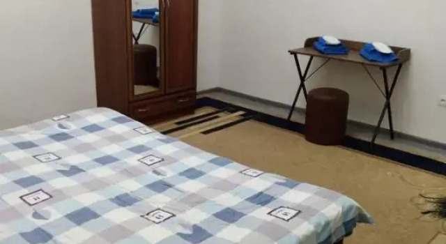 Люкс Chinara Guest House Airport
