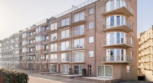 Nevada Apartment Near the Beach, Rezerwuj Apartament Hotele w Bruksela z parkingiem, Parking