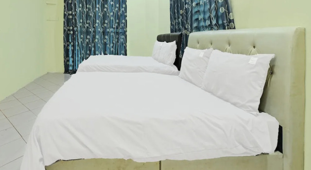 Oyo 90596 Casaria Inn, Rezervovat Hotel Hotely v Terengganu s parkováním, Parkování