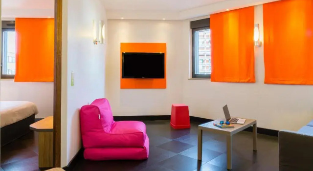Семейный люкс ibis Styles Romans-Valence Gare TGV