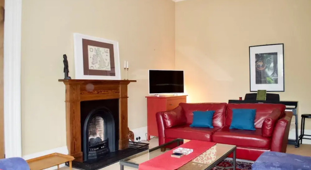 Central 2 Bedroom Home In Edinburgh
