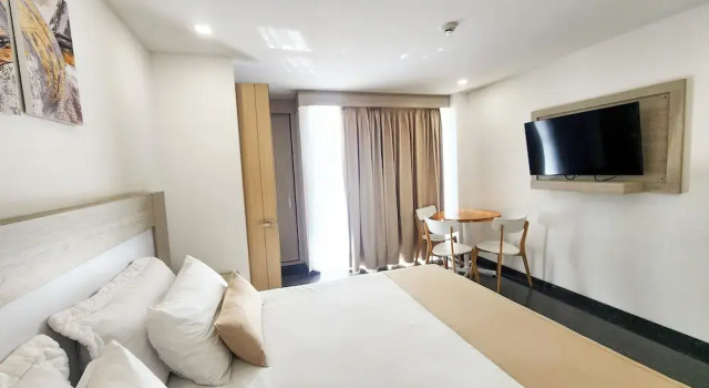 Suite Hotel BE Suites Cali