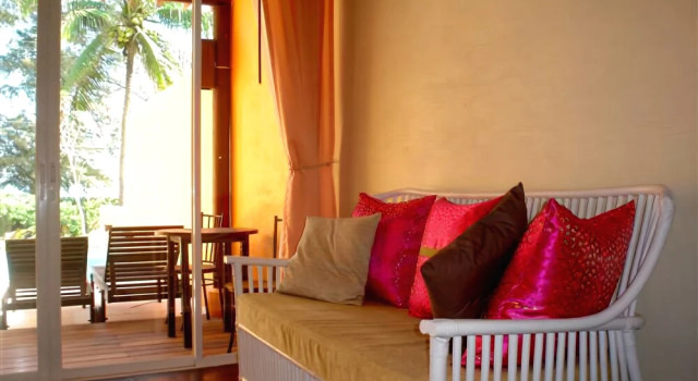 Sunshine Pool Villa
