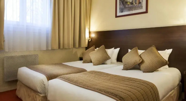 Трёхместный номер Standard The Originals City, Hôtel Paris Sud, Orly-Draveil