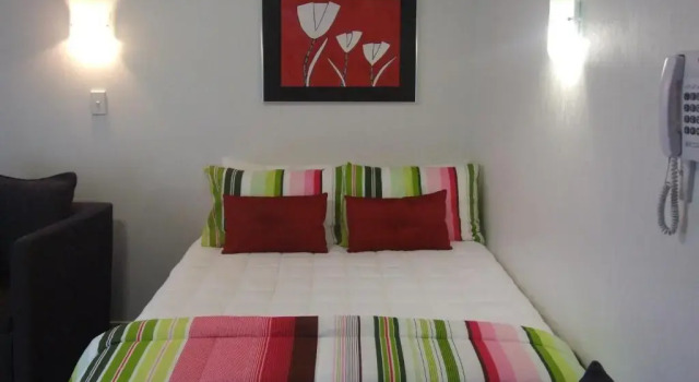 Апартаменты Palm Court Motor Inn