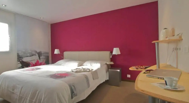 Двухместный номер Superior Logis Hôtel Novalis Quimperlé
