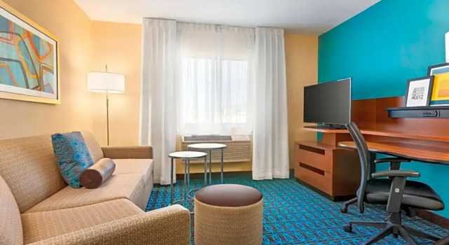 Двухместная студия Fairfield Inn & Suites by Marriott Mankato