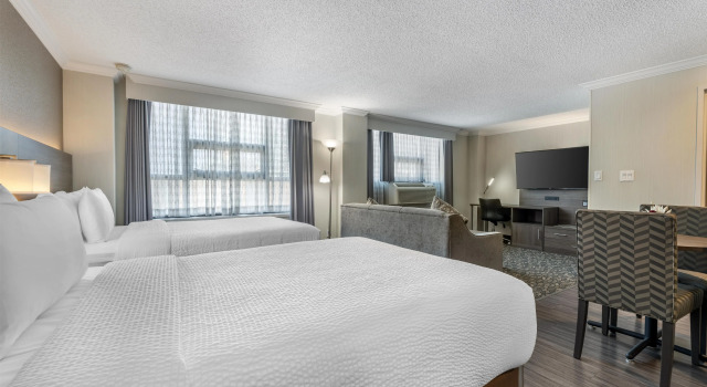 Четырёхместный люкс BEST WESTERN PLUS Carlton Plaza Hotel