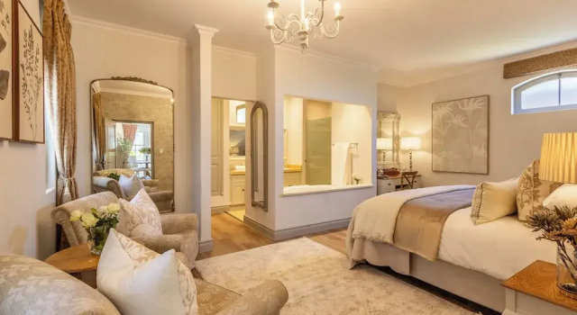 Номер Standard c 1 комнатой с балконом и с видом на окрестности W-Collection Franschhoek LErmitage Villas