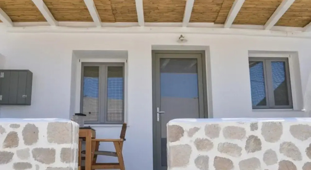 Dream on Adamas Milos