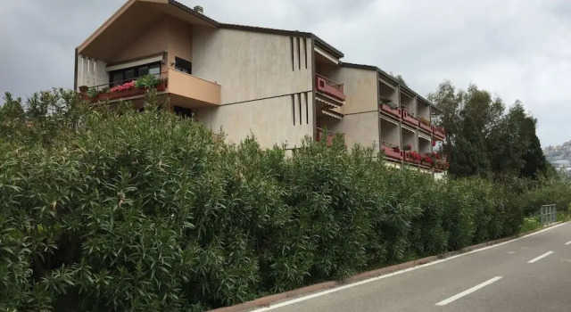 Casa Azalea, Забронировать Апартаменты/квартира Отели Сан-Ремо с парковкой, Парковка