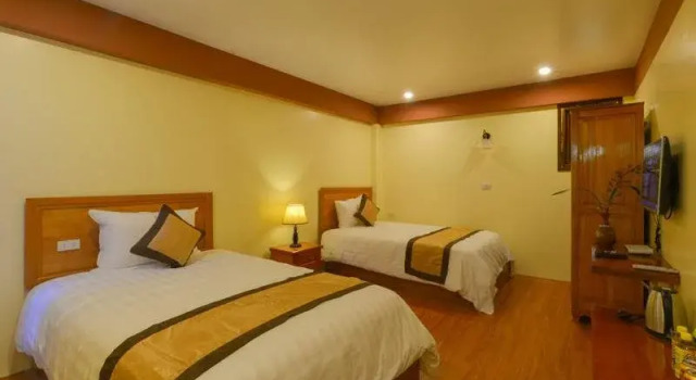 The Mountaineer Hotel, Забронировать Отель Отели Шапа с парковкой, рядом с Рынок Сапа, Парковка