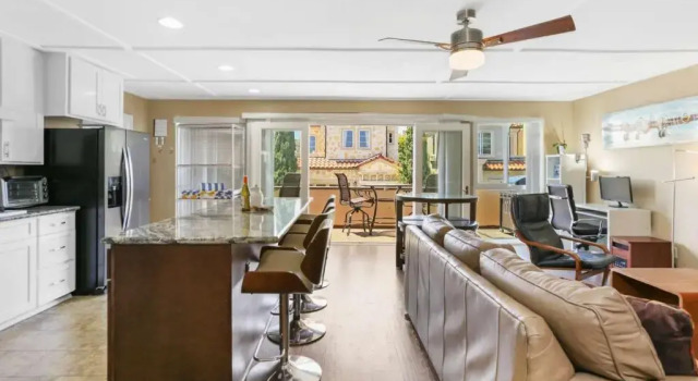 128 Agate, B, Забронировать Отель Ньюпорт-Бич Beach Cities Orange County, рядом с West Jetty View Park