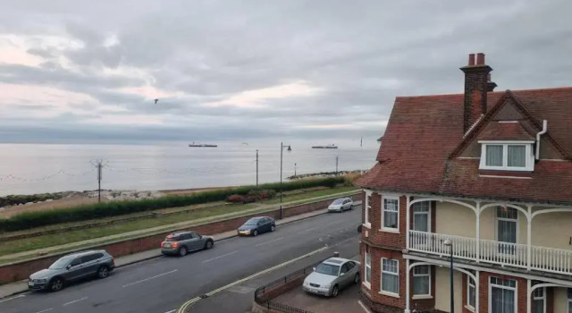 2 Bedroom Seafront Apartment, Prenota Appartamento Felixstowe Suffolk