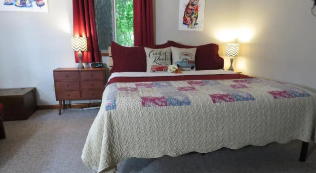 Номер Deluxe Tall Pines Inn