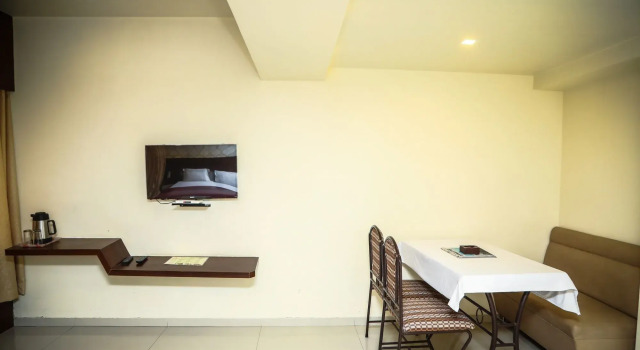Hotel Sai Nidhi Executive-MindSpace Airoli Navi Mumbai, Забронировать Отель Недорогие отели штата Махараштры, недорого