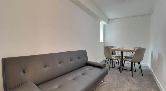 WorkStay Portsmouth Contractor House